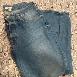 US 10 Straight leg ripped jeans